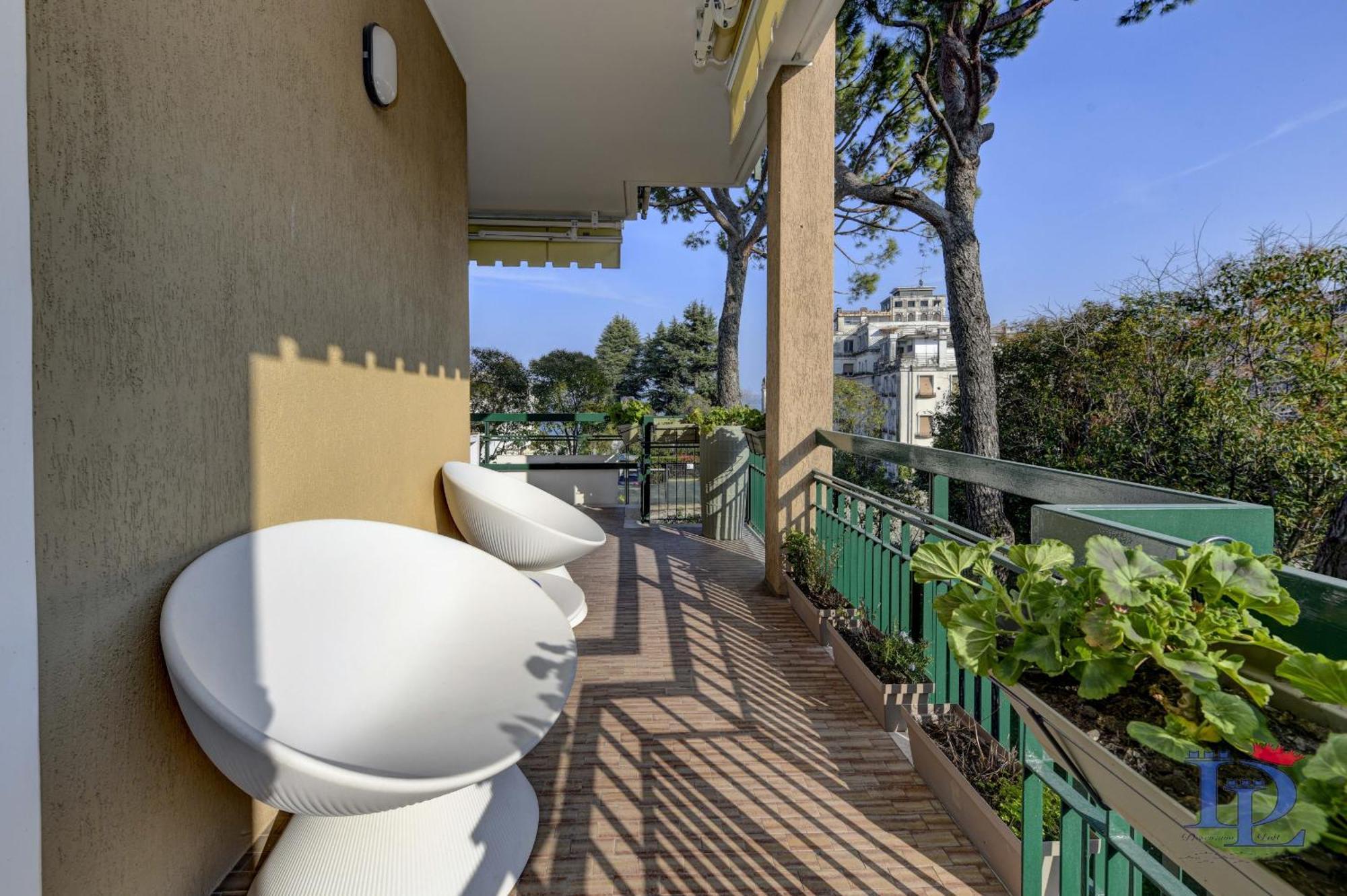 Desenzanoloft Official Partner Marriott Homes & Villas - Imperium Desenzano del Garda Ngoại thất bức ảnh
