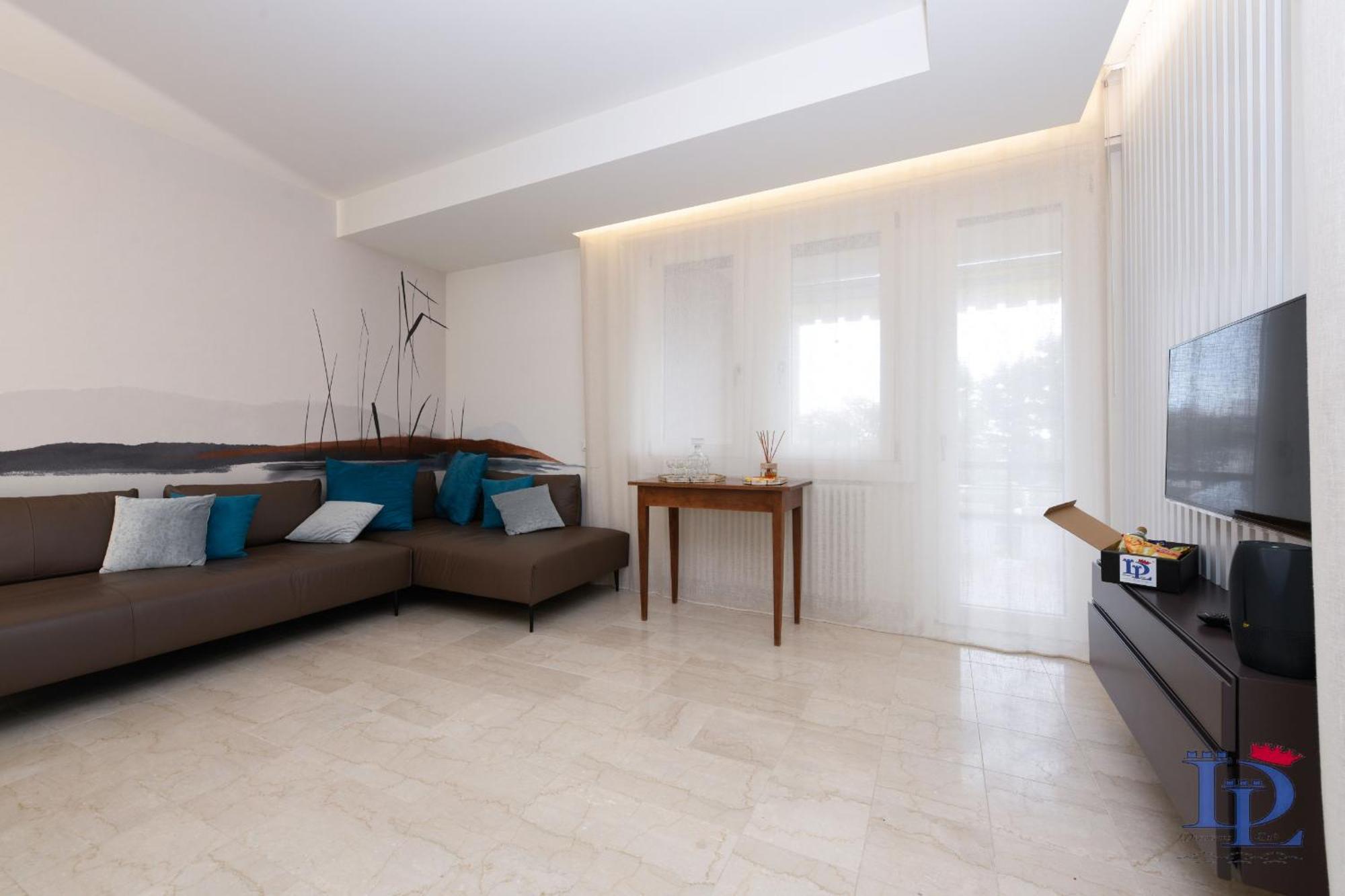 Desenzanoloft Official Partner Marriott Homes & Villas - Imperium Desenzano del Garda Ngoại thất bức ảnh